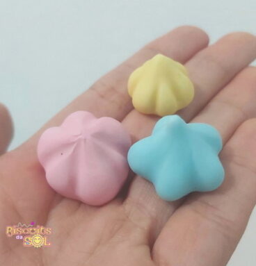 aplique-de-suspiro-em-biscuit-doce