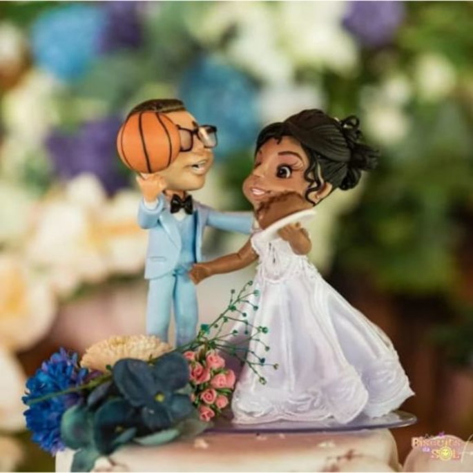 topo-de-bolo-de-casamento-em-biscuit-estilo-caricatura-topo-de-bolo